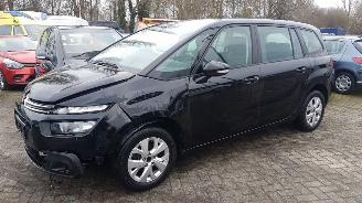 damaged passenger cars Citroën C4-picasso 1.2 130 PK 7 ZITS 17 000 KM GRAND C4 SPACETOURER 2018/12