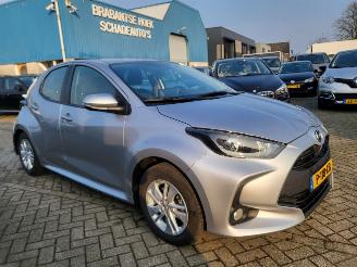 uszkodzony samochody osobowe Toyota Yaris LET OP  !! Mazda 2 Hybrid autom 1.5 Agile ( Toyota Yaris) 48000km nwpr € 25000 2022/2