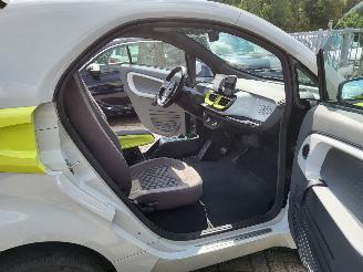XEV Yoyo XEV (italiaans) YOYO ELECTRISCH 70 KM nw ( €21000) picture 10