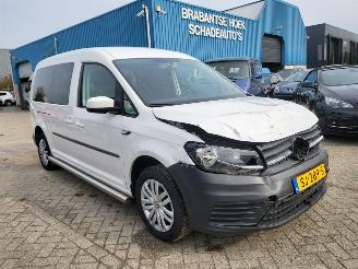 skadebil auto Volkswagen Caddy Rolstoel Caddy Maxi 2.0 TDI euro 6w DSG aut Trendline 5p + ROLSTOEL 2018/4