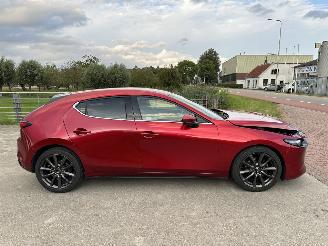 Mazda 3 2.0 SkyActiv-G Luxery | RHD | HUD | CAMERA | ACC picture 6