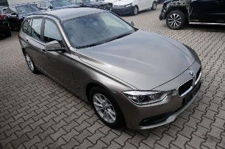 BMW 3-serie 318 D TOURING ADVANTAGE picture 2