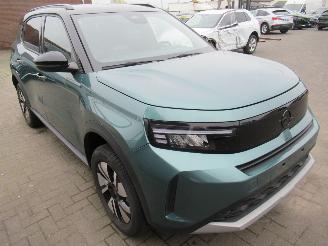 damaged passenger cars Opel Frontera 1.2T 136 eDTC Aut. 18980km!!  MildHybrid Climat Navi Camera Stoel/Stuur-Verwarming ...... 2025/8