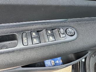 Peugeot 5008 1.6 THP ST 7 pers. picture 6