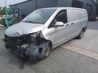 Uttjänta bilar bedrijf Mercedes Vito 119cdi 2023/1