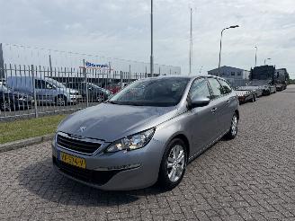 Avarii autoturisme Peugeot 308 1.6 BlueHDI 88kw Clima - Navi 2015/10