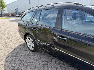 Mercedes E-klasse E350 Avantgarde picture 7