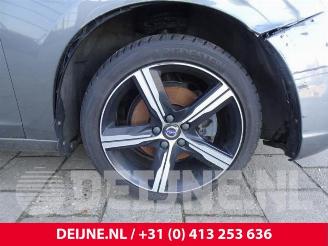 Volvo V-60 V60 I (FW/GW), Combi, 2010 / 2018 2.0 D2 16V picture 17