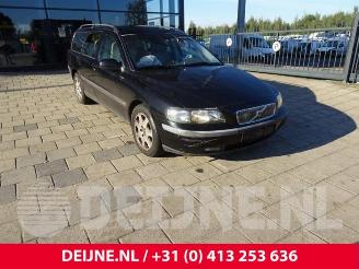 Volvo V-70 V70 (SW), Combi, 1999 / 2008 2.4 20V 140 picture 1