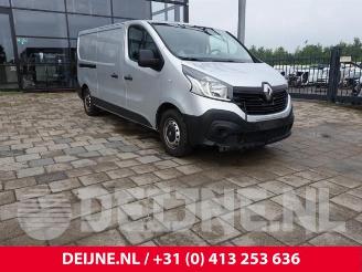 Salvage car Renault Trafic Trafic (1FL/2FL/3FL/4FL), Van, 2014 1.6 dCi 90 2016/4