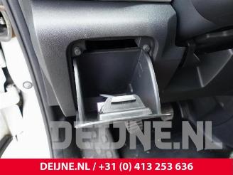 Renault Trafic Trafic (1FL/2FL/3FL/4FL), Van, 2014 1.6 dCi Twin Turbo picture 26