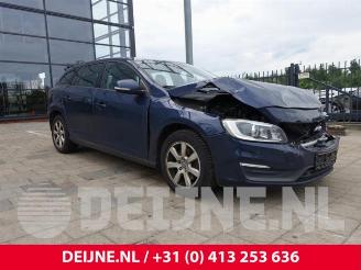 Salvage car Volvo V-60 V60 I (FW/GW), Combi, 2010 / 2018 2.0 D3 20V 2014/9