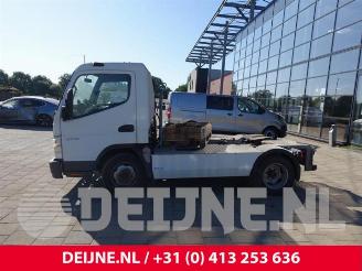 Mitsubishi Canter Canter, Ch.Cab/Pick-up, 2001 3.0 Di-D 16V picture 4