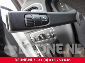 Volvo V-60 V60 I (FW/GW), Combi, 2010 / 2018 2.0 D2 16V picture 29