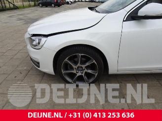 Volvo V-60 V60 I (FW/GW), Combi, 2010 / 2018 2.0 D2 16V picture 15