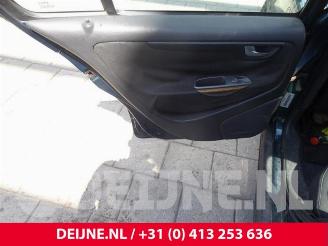 Volvo S-60 S60 I (RS/HV), Sedan, 2000 / 2010 2.4 20V 140 picture 32