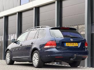 Volkswagen Golf 1.6 TDI Navi picture 5