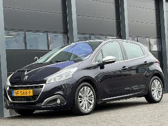 okazja samochody osobowe Peugeot 208 1.6 BlueHDi Executive Pano Camera Clima 2015/10