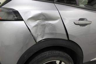 Peugeot 2008  picture 8