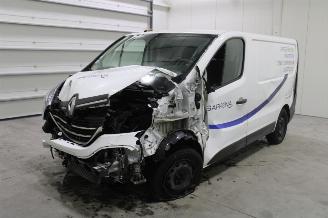 Uttjänta bilar auto Renault Trafic  2019/12