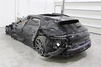 Porsche Taycan  picture 5