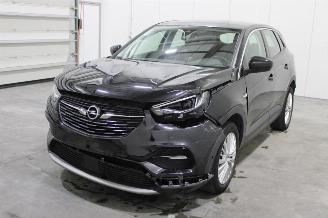 skadebil auto Opel Grandland X 2019/10