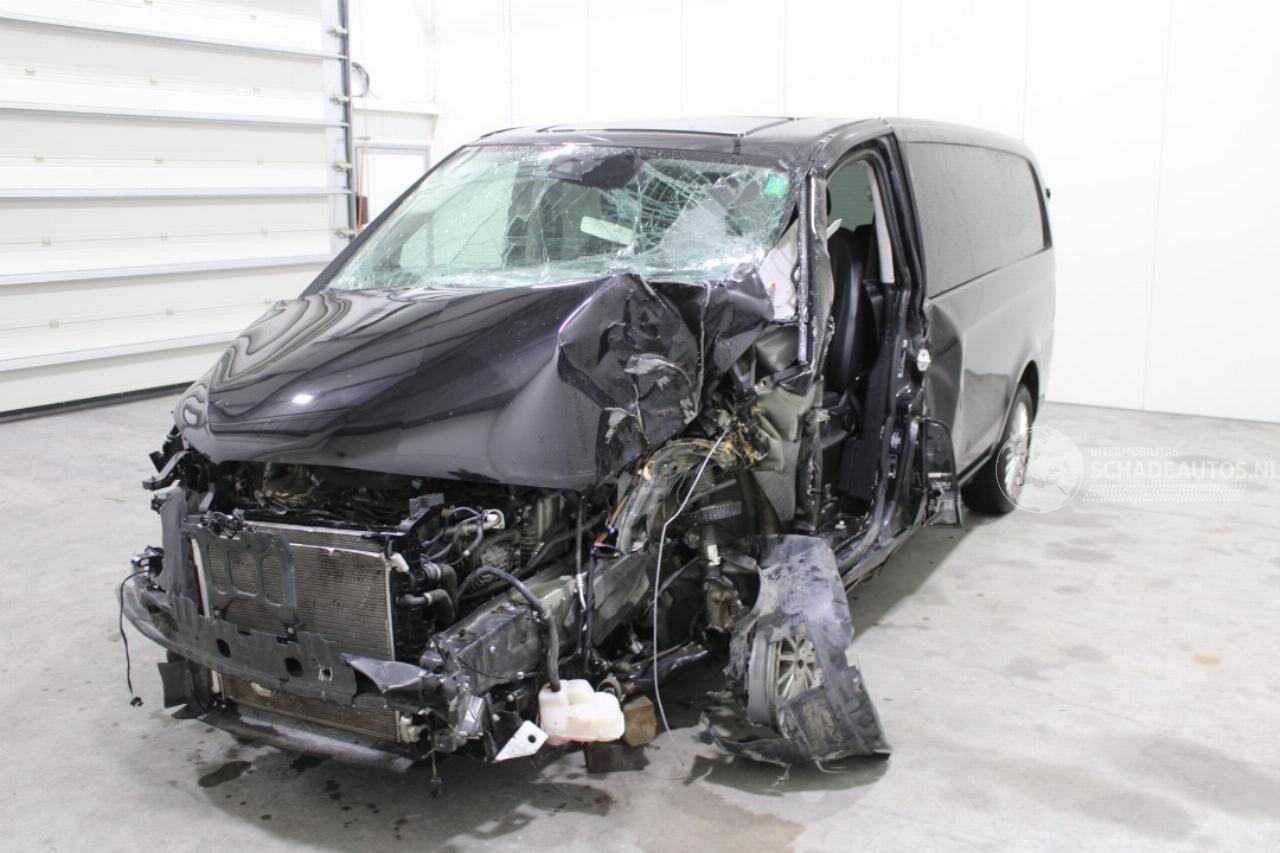 Mercedes Vito 