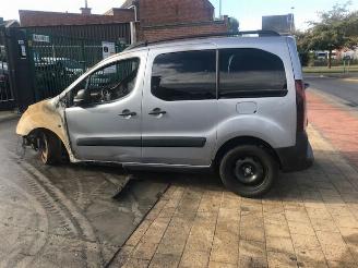 demontáž osobní automobily Peugeot Partner Tepee diesel - 1560cc - 73kw 2018/4