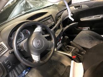 Subaru Impreza BENZINE - 2000CC picture 3