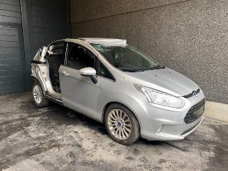 Vrakbiler auto Ford B-Max (JK8) MPV 2012 1.5 TDCi MPV  Diesel 1.498cc 55kW (75pk) FWD 2013/5