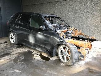 Uttjänta bilar auto BMW X5 (F15) SUV 2013 / 2018 xDrive 30d 3.0 24V SUV  Diesel 2.993cc 190kW (258pk) 4x4 2017/6