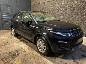 Démontage voiture Land Rover Range Rover Evoque EVOQUE (LVJ/LVS) SUV 2018 2.0 D 150 16V SUV  Diesel 1.999cc 110kW (150pk) 4x4 2018/2