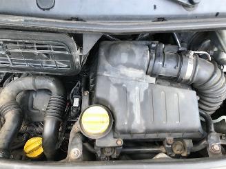 Nissan Primastar Van 2007 2.0 dCi 120 Bestel  Diesel 1.996cc 84kW (114pk) FWD picture 12