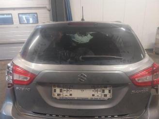 Suzuki SX4  picture 3
