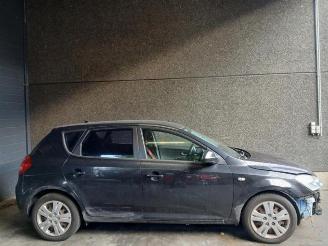 Kia Cee d Cee'd (EDB5), Hatchback 5-drs, 2006 / 2012 1.4 CVVT 16V picture 13