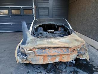 Tesla Model 3 Model 3, Sedan, 2017 Long Range AWD 75 kWh picture 8