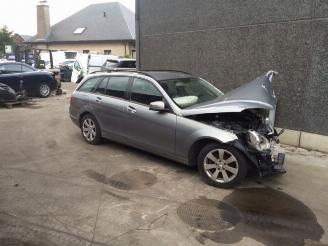 Salvage car Mercedes C-klasse c200 2011/1