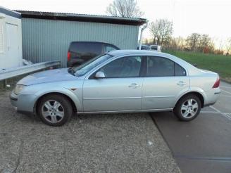 Ford Mondeo Mondeo III, Sedan, 2000 / 2007 2.0 TDCi 130 16V picture 2