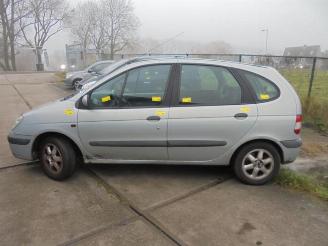Renault Mégane Scénic Scenic I (JA), MPV, 1999 / 2003 1.6 16V picture 2
