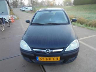 Coche siniestrado Opel Corsa Corsa C (F08/68), Hatchback, 2000 / 2009 1.2 16V 2004/1