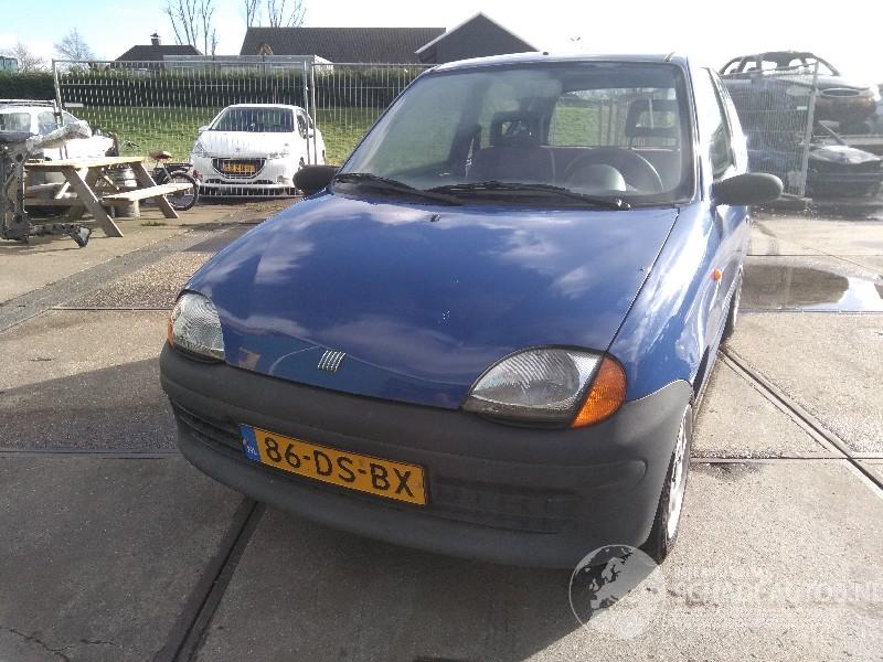 Fiat Seicento Seicento (187) Hatchback 1.1 S,SX,Sporting,Hobby,Young (176.B.2000) [40kW]  (01-1998/01-2010)