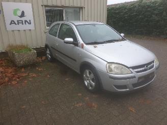 Uttjänta bilar auto Opel Corsa  2004/1