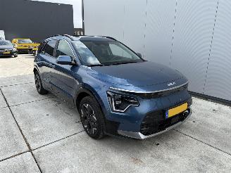 Damaged car Kia e-Niro Exetive Line 64.8 kWh -LEDER-SCHUIFDAK-NAVI-CAMERA 2024/4
