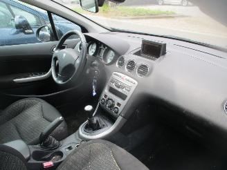 Peugeot 308 2X SW 1.6 I picture 20