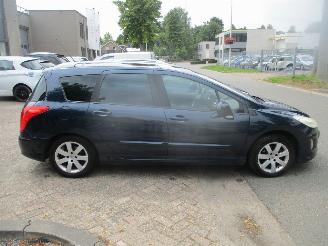 Peugeot 308 2X SW 1.6 I picture 16