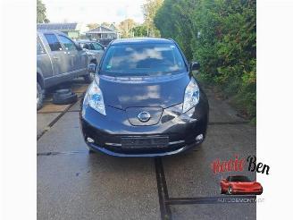 Vrakbiler auto Nissan Leaf Leaf (ZE0), Hatchback, 2010 / 2017 Leaf 2016/6