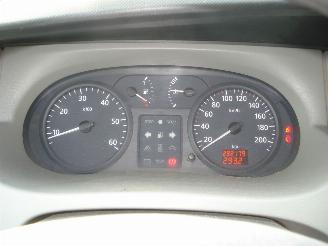Renault  CAMPER TRAFIC 1.9DCI picture 8