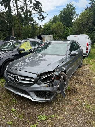 demontáž osobní automobily Mercedes C-klasse C 200 D COMBI 2017/11