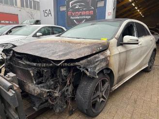 Vrakbiler auto Mercedes A-klasse A (W176), Hatchback, 2012 / 2018 1.8 A-200 CDI 16V 2013/12
