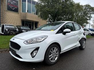 Vrakbiler auto Ford Fiesta Fiesta 7, Hatchback, 2017 1.1 Ti-VCT 12V 85 2018/6